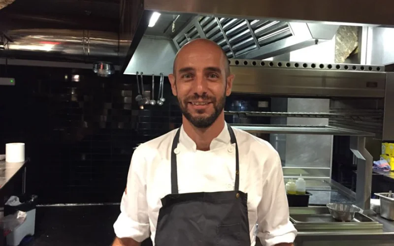Juan González, nuestro querido jefe de cocina de Quillo